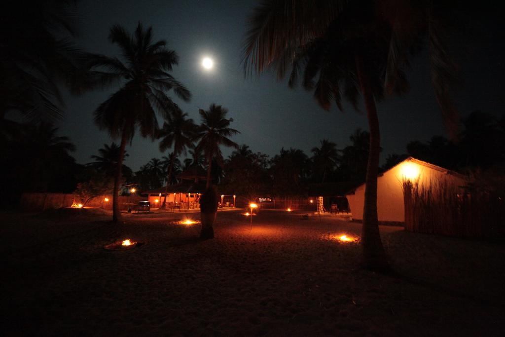 Cocodance Kitesurfing Resort Kalpitiya Exteriör bild
