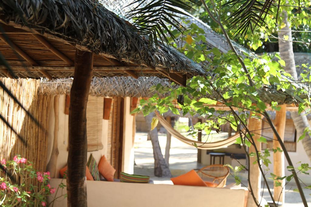 Cocodance Kitesurfing Resort Kalpitiya Exteriör bild